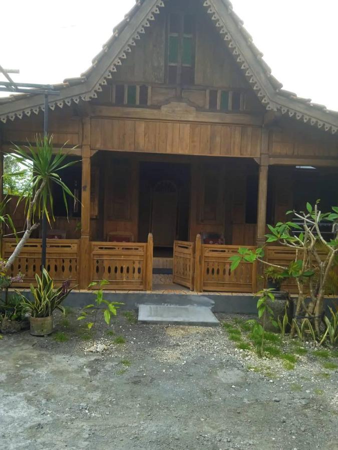 Kayu Tua Villa Uluwatu Esterno foto