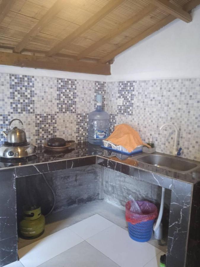 Kayu Tua Villa Uluwatu Esterno foto